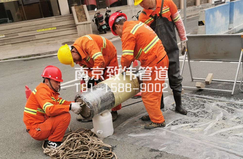 石坝村管道修复